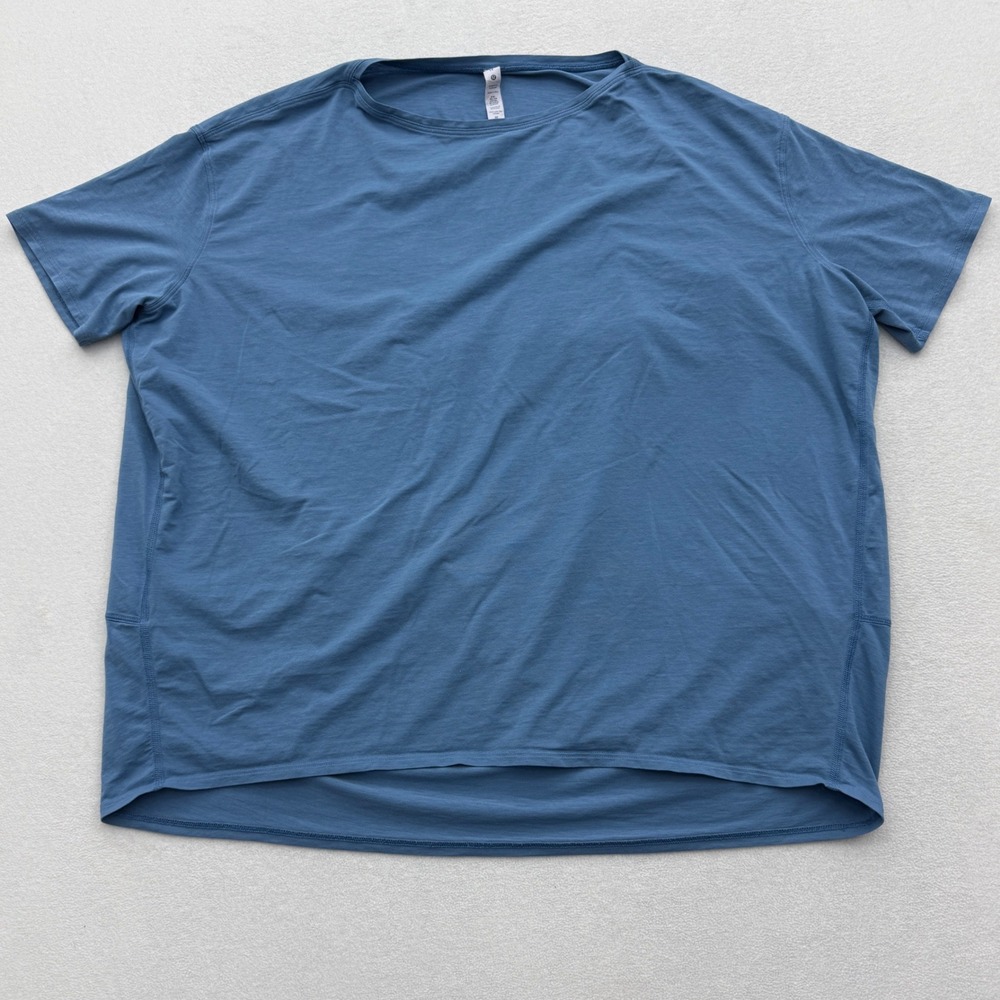 Lululemon Back In Action Short Sleeve Tee Womens 14 Blue Pima Cotton Relaxed Fit - Picture 2 of 7